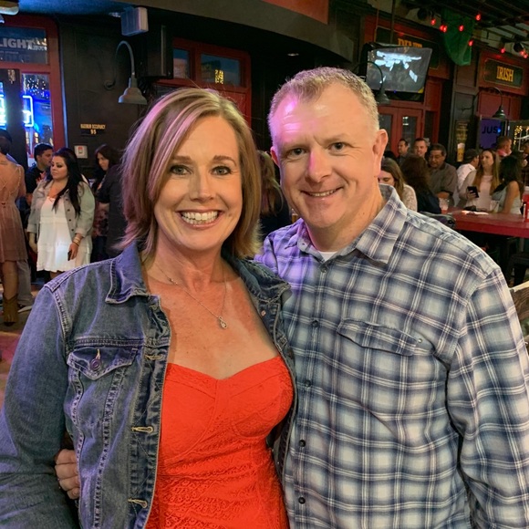 Meet your Posher, Alyson - Picture 1 of 6